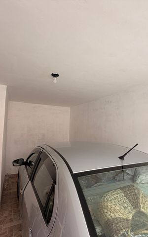 Casa à venda com 270m², 4 quartos e 2 vagasGaragem - Casa 2