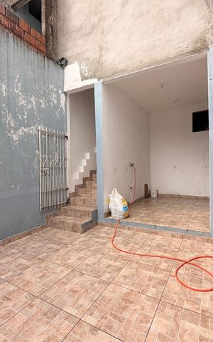 Casa à venda com 270m², 4 quartos e 2 vagasQuintal - Casa 2