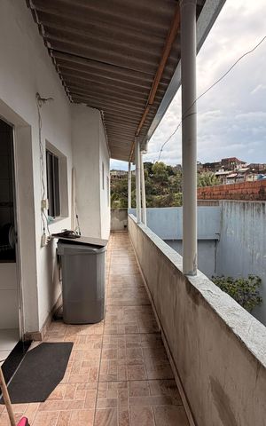 Casa à venda com 270m², 4 quartos e 2 vagasVaranda - Casa 1