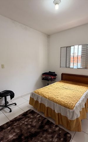 Casa à venda com 270m², 4 quartos e 2 vagasQuarto - Casa 1 