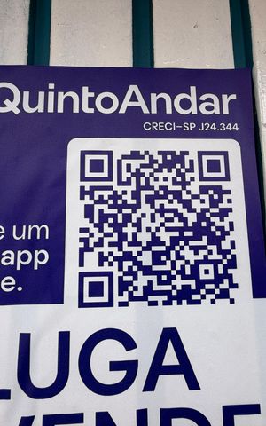 Casa à venda com 270m², 4 quartos e 2 vagasPlaquinha instalada COD EXRW-401  em 11/09/2026