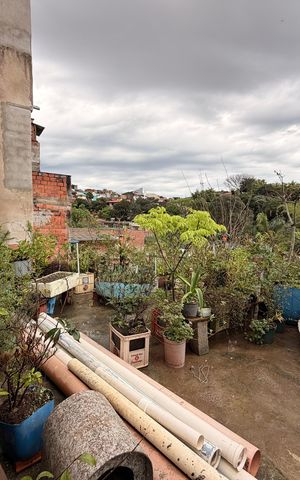 Casa à venda com 270m², 4 quartos e 2 vagasQuintal - Casa 2