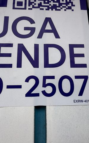 Casa à venda com 270m², 4 quartos e 2 vagasPlaquinha instalada COD EXRW-401  em 11/09/2026