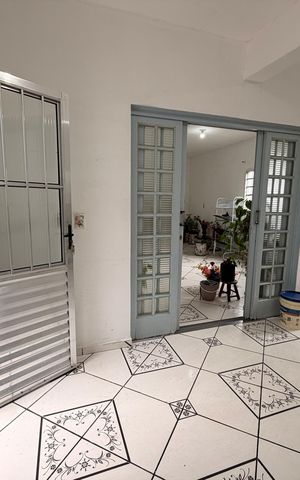 Casa à venda com 270m², 4 quartos e 2 vagasÁrea de Serviço - Casa 2