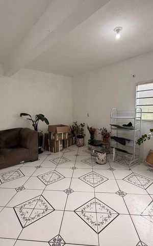 Casa à venda com 270m², 4 quartos e 2 vagasSala - Casa 2