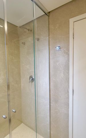 Apartamento à venda com 140m², 3 quartos e 3 vagas Apartamento à venda com 140m², 3 quartos e 3 vagasBanheiro da Suíte 1