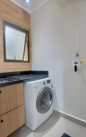 Apartamento à venda com 140m², 3 quartos e 3 vagas Apartamento à venda com 140m², 3 quartos e 3 vagasÁrea de Serviço