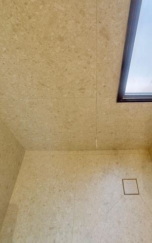Apartamento à venda com 140m², 3 quartos e 3 vagas Apartamento à venda com 140m², 3 quartos e 3 vagasBanheiro da Suíte 2