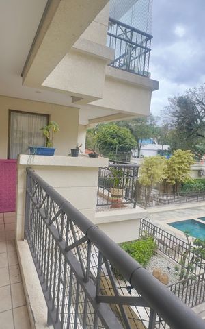 Apartamento à venda com 140m², 3 quartos e 3 vagas Apartamento à venda com 140m², 3 quartos e 3 vagasVaranda