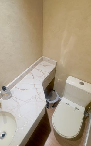 Apartamento à venda com 140m², 3 quartos e 3 vagas Apartamento à venda com 140m², 3 quartos e 3 vagasLavabo