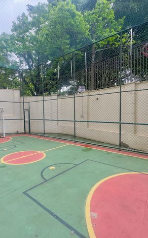 Apartamento à venda com 140m², 3 quartos e 3 vagas Apartamento à venda com 140m², 3 quartos e 3 vagasQuadra Esportiva