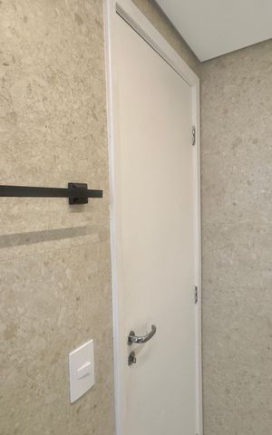 Apartamento à venda com 140m², 3 quartos e 3 vagas Apartamento à venda com 140m², 3 quartos e 3 vagasBanheiro da Suíte 2