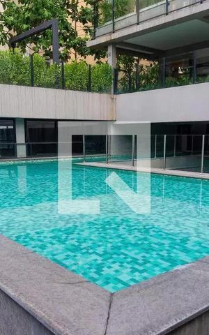 Apartamento para alugar com 40m², 1 quarto e 1 vaga Apartamento para alugar com 40m², 1 quarto e 1 vagaPiscina Decoberta