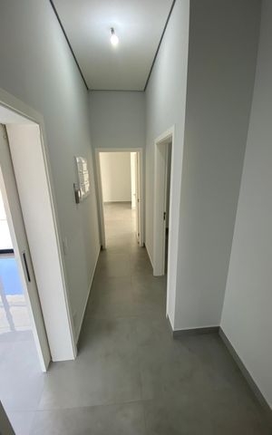 Casa à venda com 176m², 3 quartos e 4 vagas