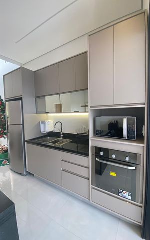 Casa à venda com 176m², 3 quartos e 4 vagas