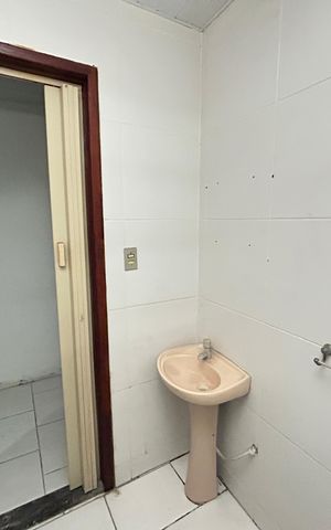 Apartamento para alugar com 36m², 1 quarto e sem vagaBanheiro social