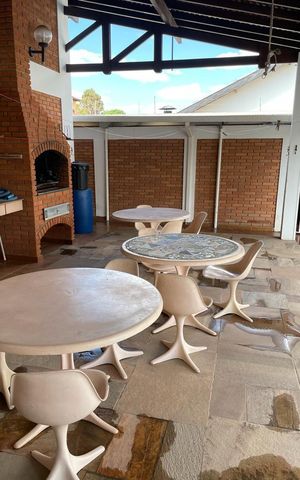 Casa à venda com 444m², 5 quartos e 5 vagas