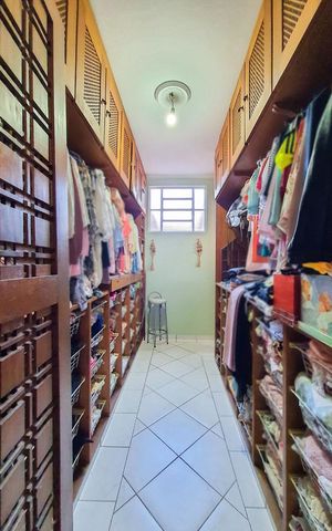 Casa à venda com 444m², 5 quartos e 5 vagas