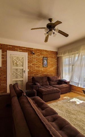 Casa à venda com 444m², 5 quartos e 5 vagas