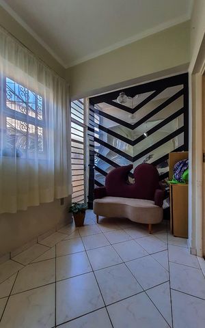 Casa à venda com 444m², 5 quartos e 5 vagas