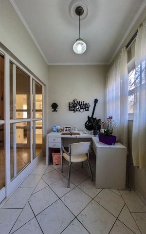 Casa à venda com 444m², 5 quartos e 5 vagas