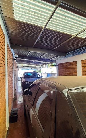 Casa à venda com 444m², 5 quartos e 5 vagas