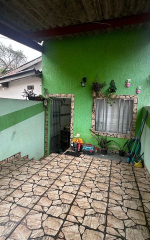 Casa para alugar com 50m², 1 quarto e 1 vaga Casa para alugar com 50m², 1 quarto e 1 vagaGaragem