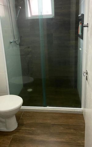 Apartamento à venda com 49m², 2 quartos e 1 vaga Apartamento à venda com 49m², 2 quartos e 1 vagaBanheiro