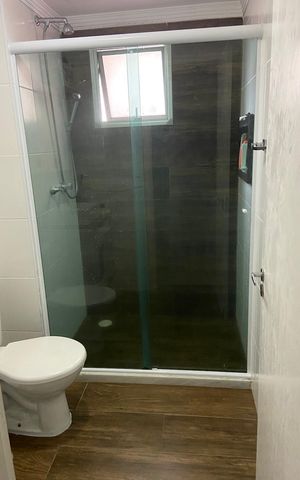 Apartamento à venda com 49m², 2 quartos e 1 vaga Apartamento à venda com 49m², 2 quartos e 1 vagaBanheiro
