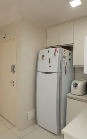 Apartamento à venda com 120m², 3 quartos e 2 vagasCozinha