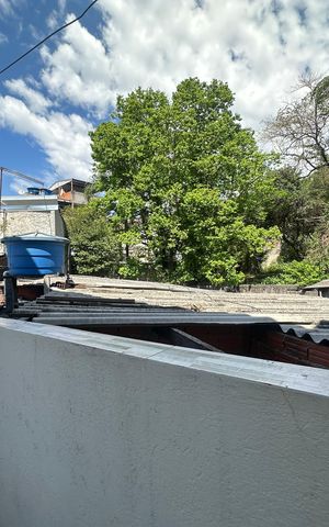 Casa para alugar com 52m², 1 quarto e sem vagaVaranda