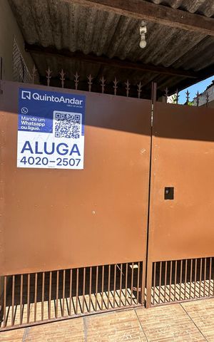 Casa para alugar com 52m², 1 quarto e sem vagaFachada