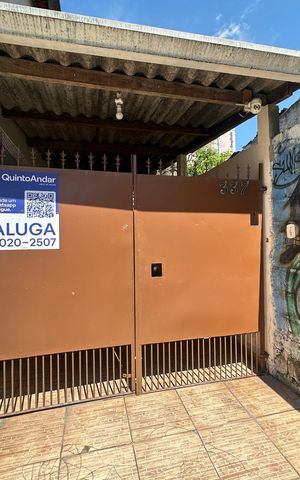 Casa para alugar com 52m², 1 quarto e sem vagaFachada