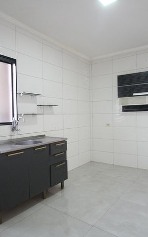 Casa à venda com 31m², 2 quartos e sem vagaSala/Cozinha