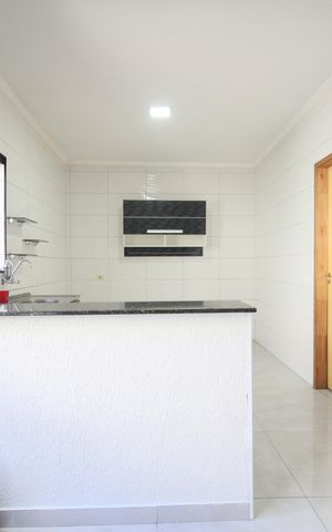 Casa à venda com 31m², 2 quartos e sem vagaSala/Cozinha