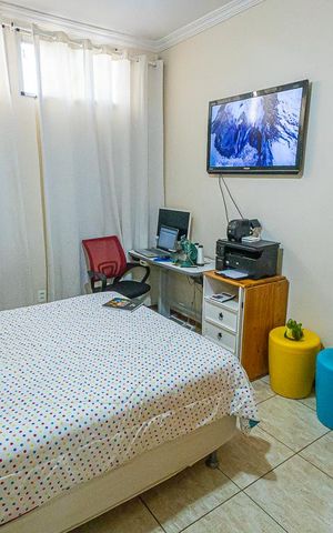 Casa à venda com 360m², 3 quartos e 3 vagas Casa à venda com 360m², 3 quartos e 3 vagasquarto 2