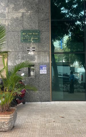 Apartamento para alugar com 136m², 4 quartos e 3 vagas