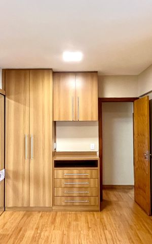 Apartamento para alugar com 136m², 4 quartos e 3 vagas