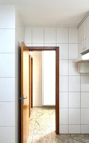 Apartamento para alugar com 136m², 4 quartos e 3 vagas