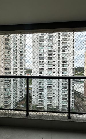 Apartamento à venda com 79m², 3 quartos e 2 vagas Apartamento à venda com 79m², 3 quartos e 2 vagasVaranda da Sala