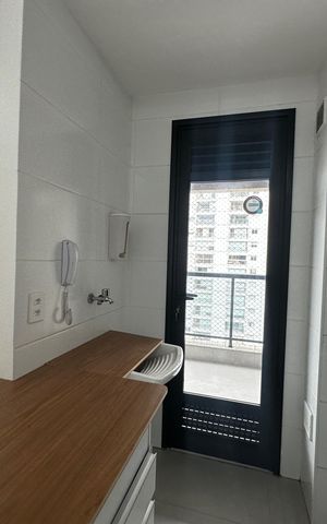 Apartamento à venda com 79m², 3 quartos e 2 vagas Apartamento à venda com 79m², 3 quartos e 2 vagasÁrea de Serviço