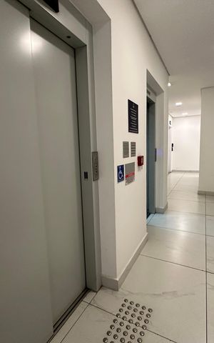 Apartamento à venda com 79m², 3 quartos e 2 vagas Apartamento à venda com 79m², 3 quartos e 2 vagasHall de entrada