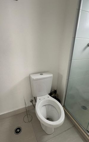 Apartamento à venda com 79m², 3 quartos e 2 vagas Apartamento à venda com 79m², 3 quartos e 2 vagasBanheiro da Suíte
