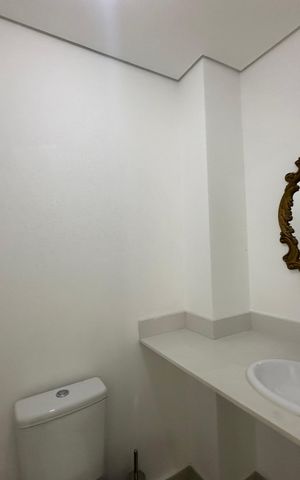 Apartamento à venda com 79m², 3 quartos e 2 vagas Apartamento à venda com 79m², 3 quartos e 2 vagasLavabo