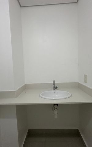 Apartamento à venda com 79m², 3 quartos e 2 vagas Apartamento à venda com 79m², 3 quartos e 2 vagasBanheiro Social