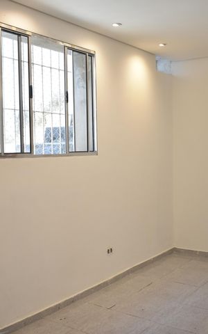 Casa para alugar com 74m², 2 quartos e sem vagaSala