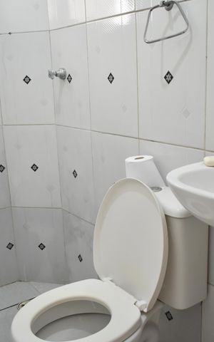 Casa para alugar com 74m², 2 quartos e sem vagaBanheiro