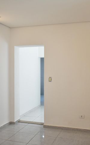 Casa para alugar com 74m², 2 quartos e sem vagaSala