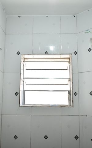 Casa para alugar com 74m², 2 quartos e sem vagaBanheiro