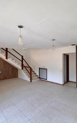 Apartamento à venda com 300m², 3 quartos e 2 vagas Apartamento à venda com 300m², 3 quartos e 2 vagasSala